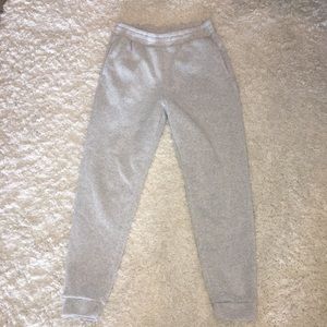 Light grey sweatpants